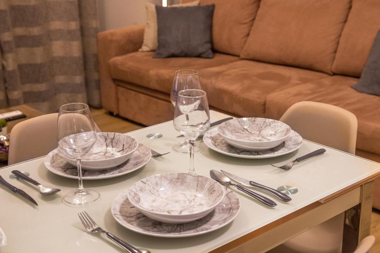 Luxury Suite 10' From The Center Atenas Exterior foto